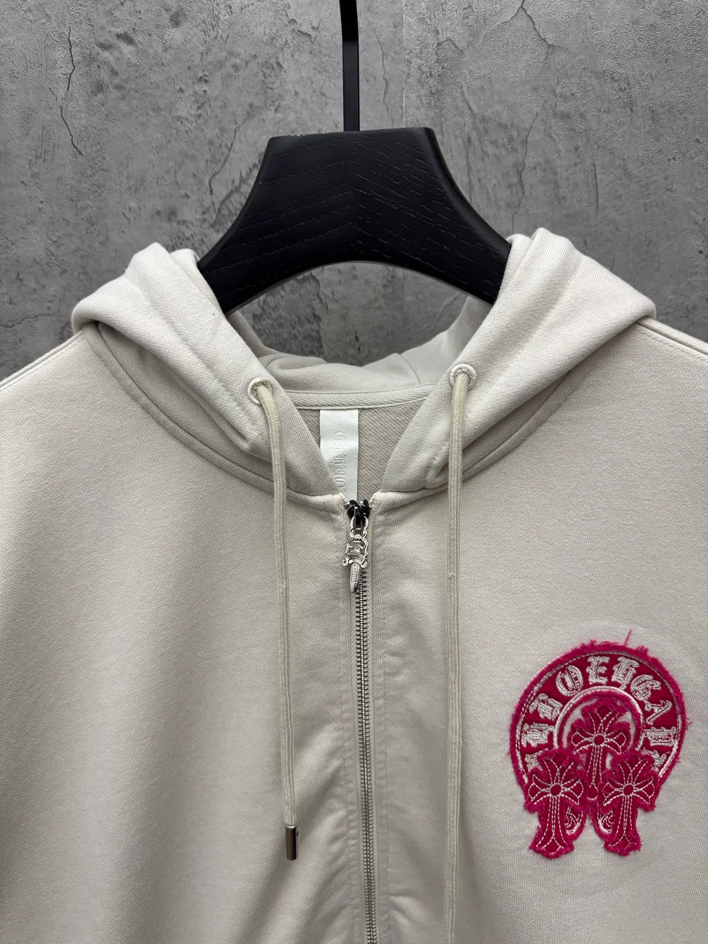 （ ， P， ） 𝗖H/ 2026 New Arrival Original 👑 ！ ！ ！ ： ➕100% 。Authentic ➕ ➕3D ➕ ： ！ ！ ： Size：S M L XL ：2130